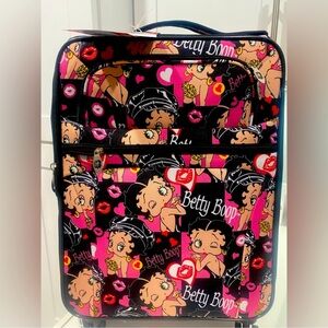 Betty Boop Travel Suitcase
Carryon size
